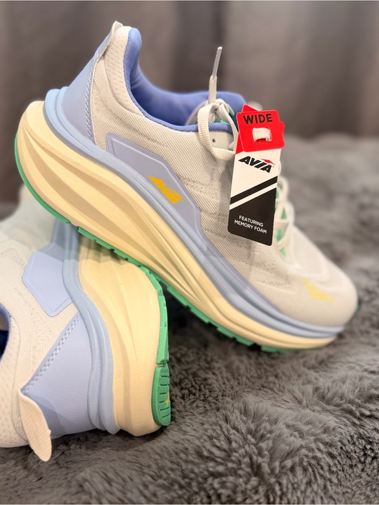 Avia Shoes - NEW   Light Blue and Cream Sneakers